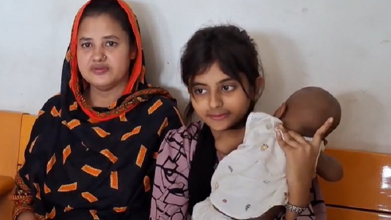 আদালতের নির্দেশে ১৩ বছরের কিশোরী মা ফিরে পেল সন্তান 